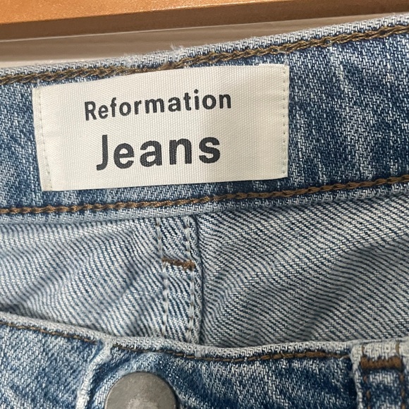 Reformation Jeans High Rise Button Fly Straight Leg Jeans Malta Wash Size 28 - Picture 5 of 8